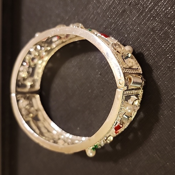 Christmas Hinged Bracelet - Picture 4 of 6